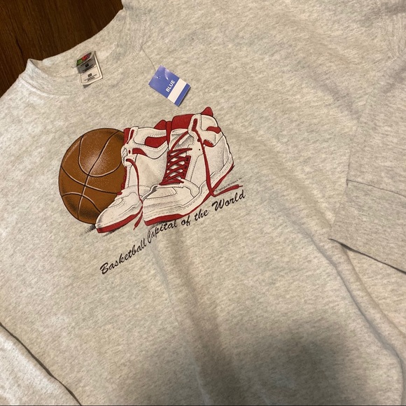 Vintage Crewneck - Picture 3 of 3